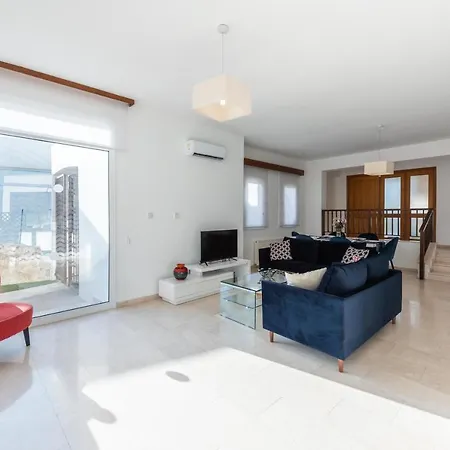 Villa Marina Sunrise By Ezoria *