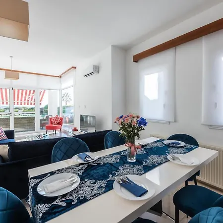 Marina Sunrise By Ezoria Coral Bay