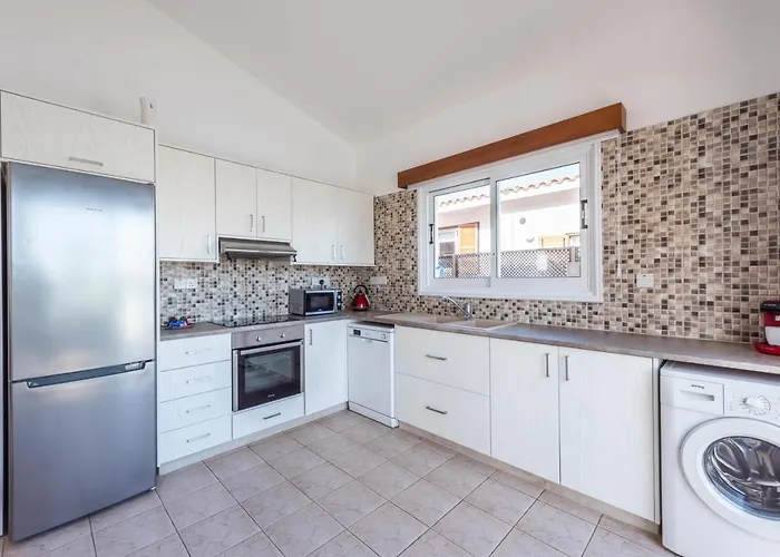 Marina Sunrise By Ezoria Vila Coral Bay