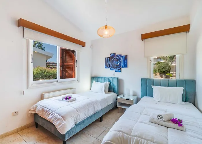 Marina Sunrise By Ezoria