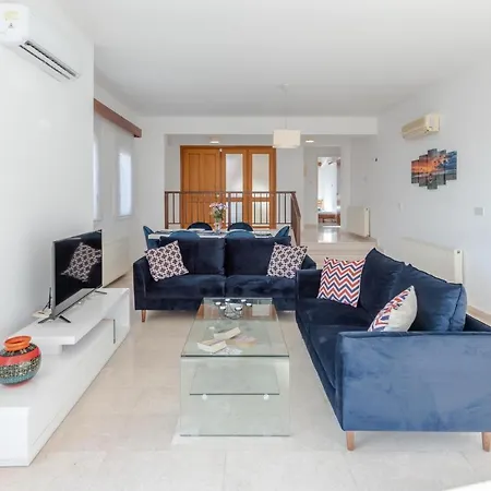 Villa Marina Sunrise By Ezoria *