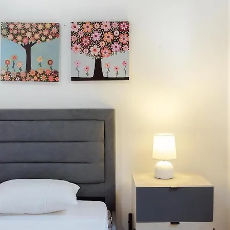 Marina Sunrise By Ezoria Villa