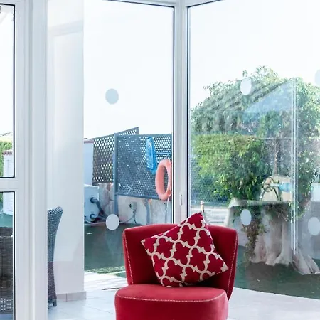 Marina Sunrise By Ezoria Villa *