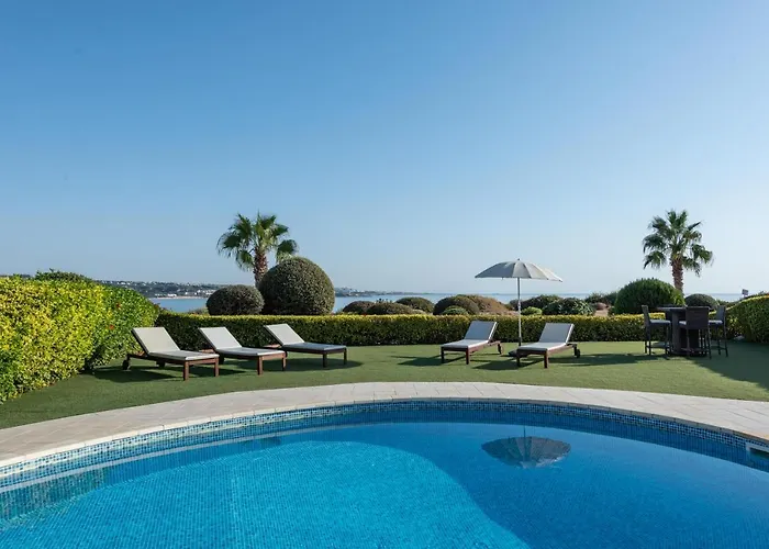 Marina Sunrise By Ezoria Villa *