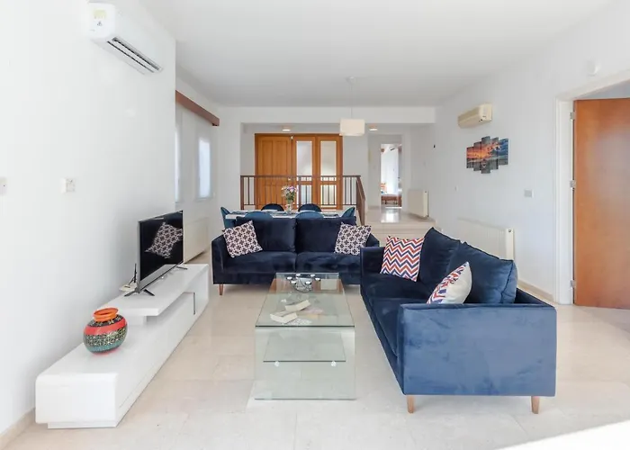 Villa Marina Sunrise By Ezoria *